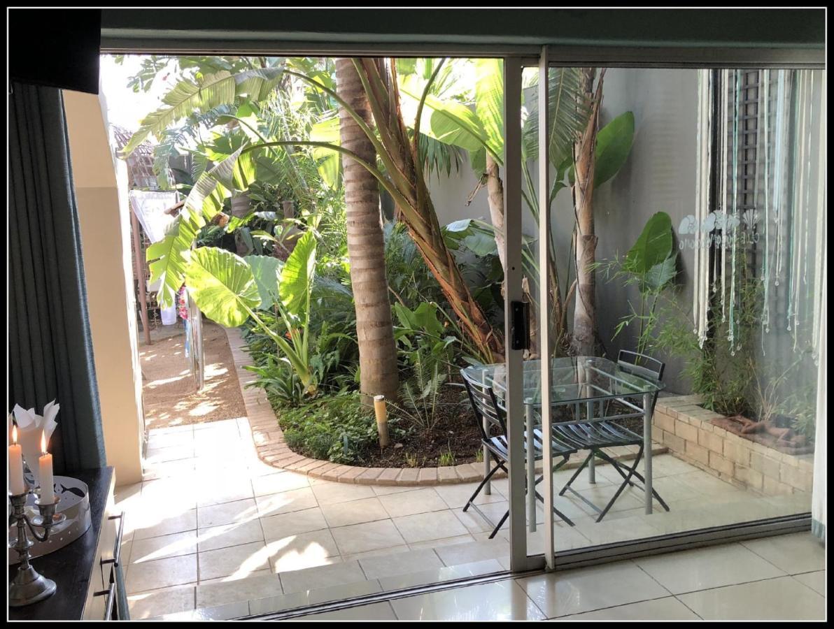 Club Cocomo Hartbeespoort Exterior photo